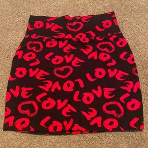 Red and black printed skirt